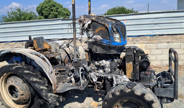 Yangın çıkan traktördeki patlama anı kamerada