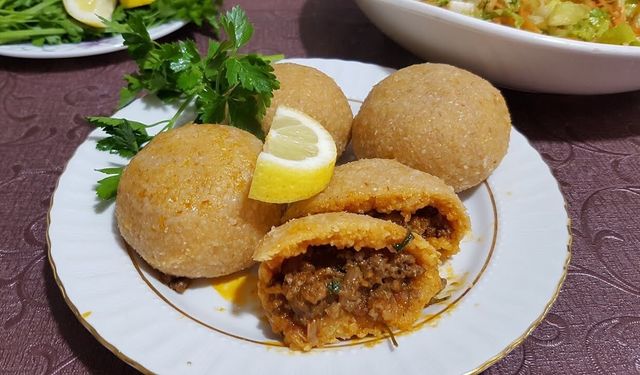 Adana İçli Köfte Neden Bu Kadar Farklı? Haşlama Sırrı Şaşırttı!