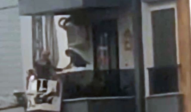 Boşanma aşamasındaki eşi ile kızını rehin aldı, 3 saatte ikna edildi