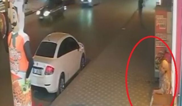 İş yerinin duvarına çarpan otomobilin altında kalmaktan kıl payı kurtuldu