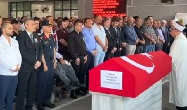 Kalp krizinden ölen polis memuru son yolculuğuna uğurlandı
