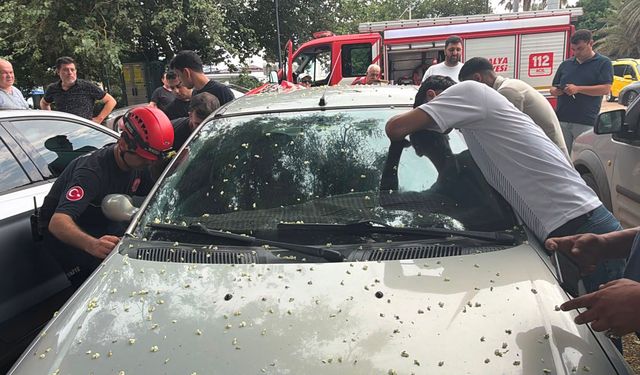 Otomobilde kilitli kalan 1 yaşındaki Firuz'u itfaiye kurtardı