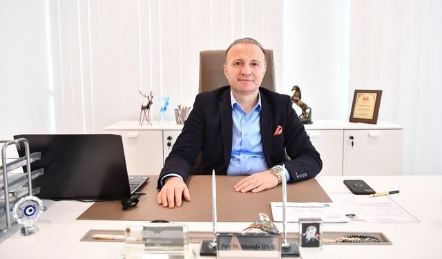 Profesörleri dolandıran ismin teknikerlikten öğretim görevliliğine 'jet' yükselişi