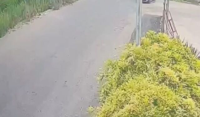 Traktör ile çarpışan cip şarampole yuvarlandı: 4 yaralı