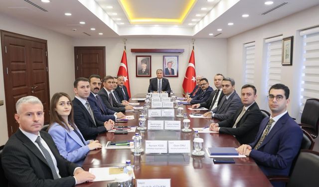Adana'da ilçelerin genel durumu değerlendirildi