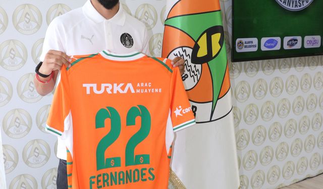 Corendon Alanyaspor, AEK'dan Paolo Fernandes'i 1 yıllığına kiraladı