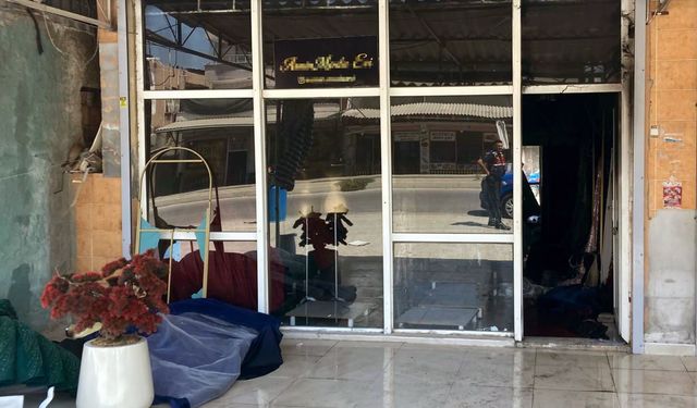 Gelinlikçi mağazası kundaklandı; kadın işletmecinin şikayetçi olduğu eşi gözaltına alındı