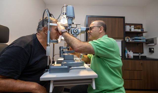 Mezitli'de 65 yaş üstü vatandaşlara ücretsiz göz taraması