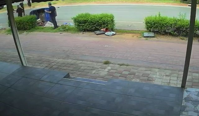 Otomobil ile elektrikli bisiklet çarpıştı: 1'i ağır, 2 yaralı
