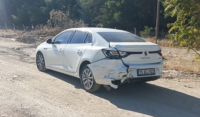 3 otomobilin çarpıştığı kazada 1 yaralı