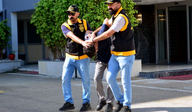 317 suçtan aranan firari hükümlü, saklandığı apartman dairesinde yakalandı