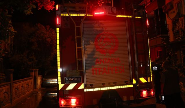 Kayıp gencin evinde yangın çıktı; komşular müdahale etti