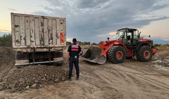 Kum hırsızlığına suçüstü