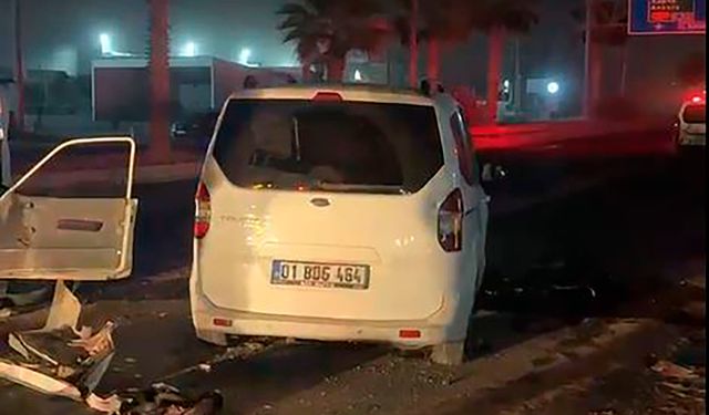 Otomobil, hafif ticari araçla çarpıştı; 1 ölü, 7 yaralı