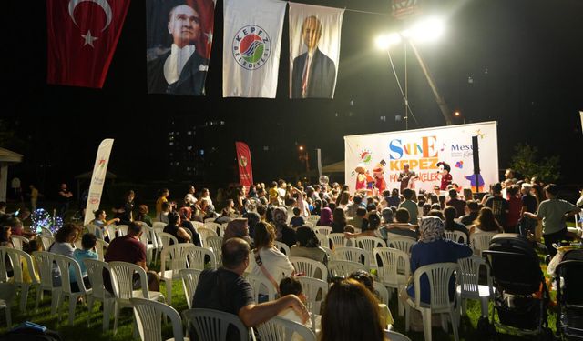 Zafer Mahallesi'nde çocukların yüzü Sahne Kepez'le güldü