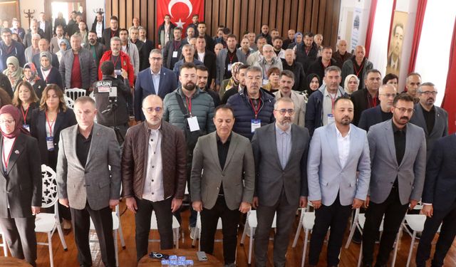 Eğitim- Bir- Sen'de Murat Bulut güven tazeledi