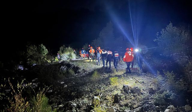 Eğitim için Isparta'ya gelen İHH gönüllü ekibi kanyonda kayboldu: 1 ölü, 13 kayıp