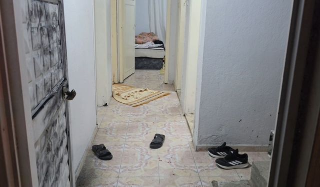 Evinde uğradığı silahlı saldırıda yaralandı