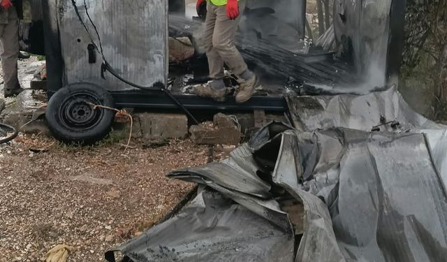 Konteyner evde çıkan yangında hayatını kaybetti