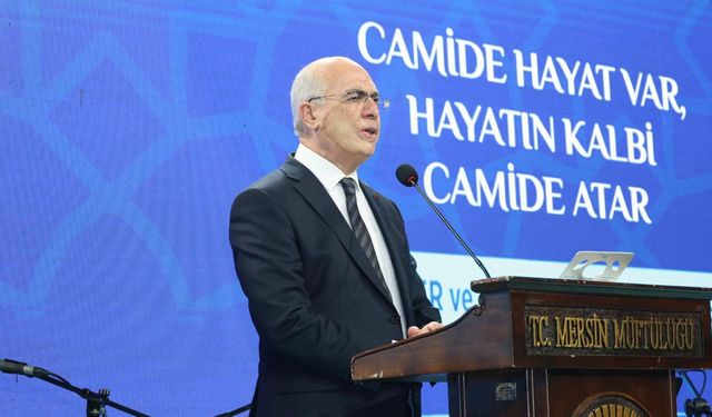 Mersin'de 'Naat Güldestesi' gönüllüleri buluşturdu