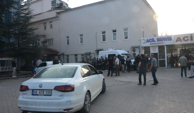 MHP Milletvekili Karakoç'un aracı kazaya karıştı: 1 ölü, 7 yaralı