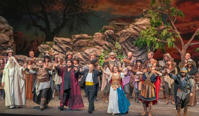 Sanat sezonu 'Attila' operası ile başladı