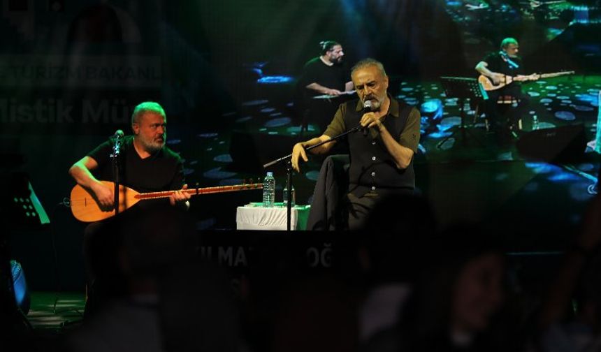 Konya Mistik Müzik'te Yılmaz Erdoğanlı final