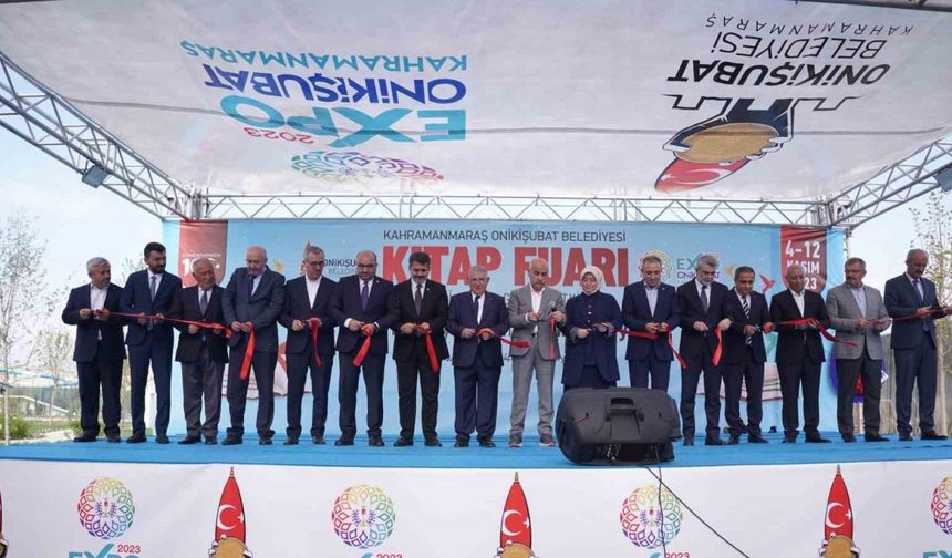 100. yılın sayfalarını birlikte açacaklar: EXPO 2023 kitap fuarı açıldı