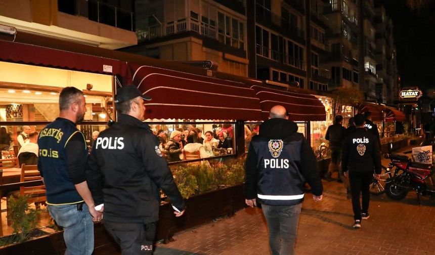 Mersin polisi umuma açık mekanlarda denetim yaptı