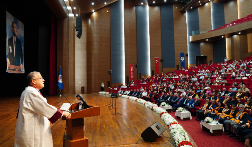 Mersin Üniversitesi Ödül Ve Teşvik Töreni’nde Ödüller Sahiplerini Buldu