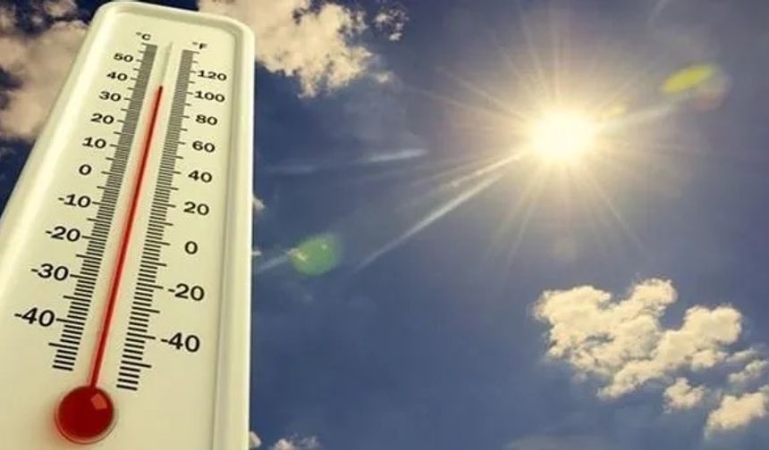 Yazın Kavuran Sıcaklarında Sağlığınızı Korumak İçin Mutlaka Bilmeniz Gereken 7 Altın Kural