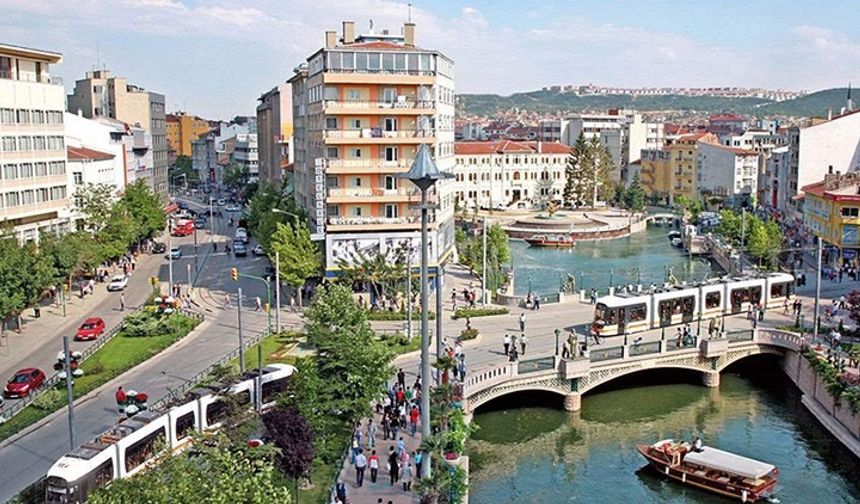Yatırımcıların Dikkatini Çeken İlçe: Eskişehir'de Değeri Katlanan Bölge!