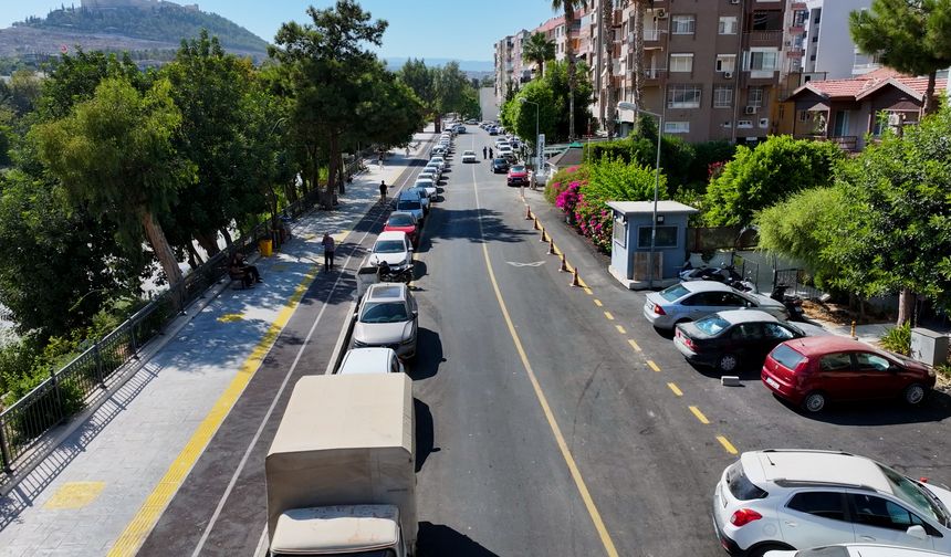 Silifke’nin Kalbi Abdi İpekçi Caddesi Yenilendi
