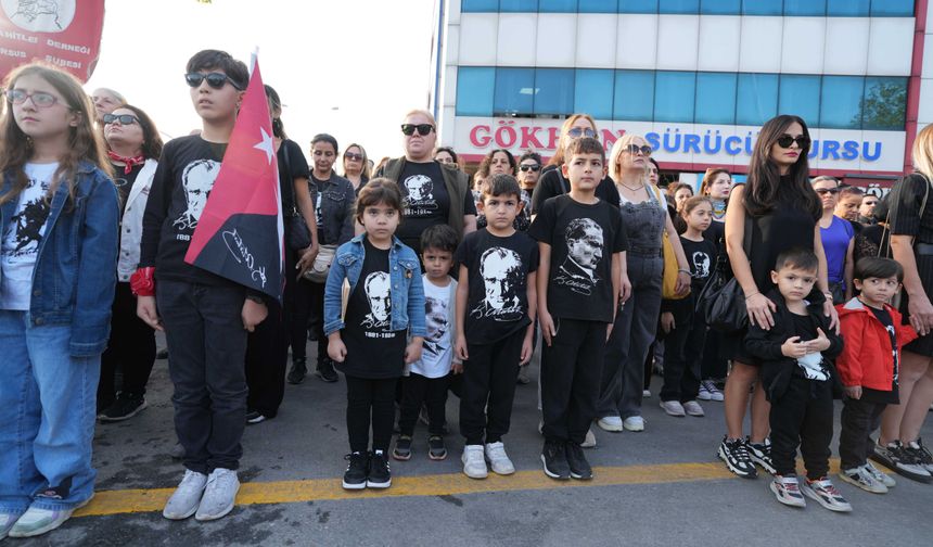 Tarsus’ta 10 Kasım Anması: Cumhuriyet Meydanı’nda Duygusal Tören