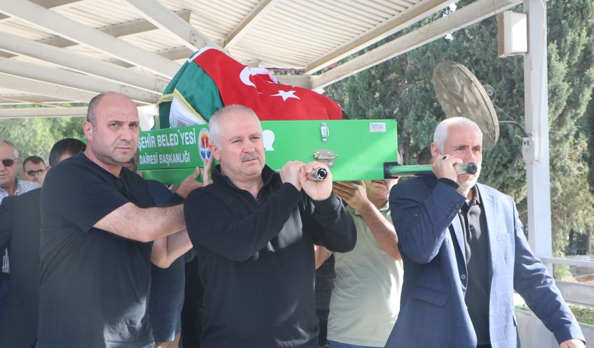 Çiğdem öğretmen, yangında ölen emniyet müdürü eşini 24 Kasım'da toprağa verdi