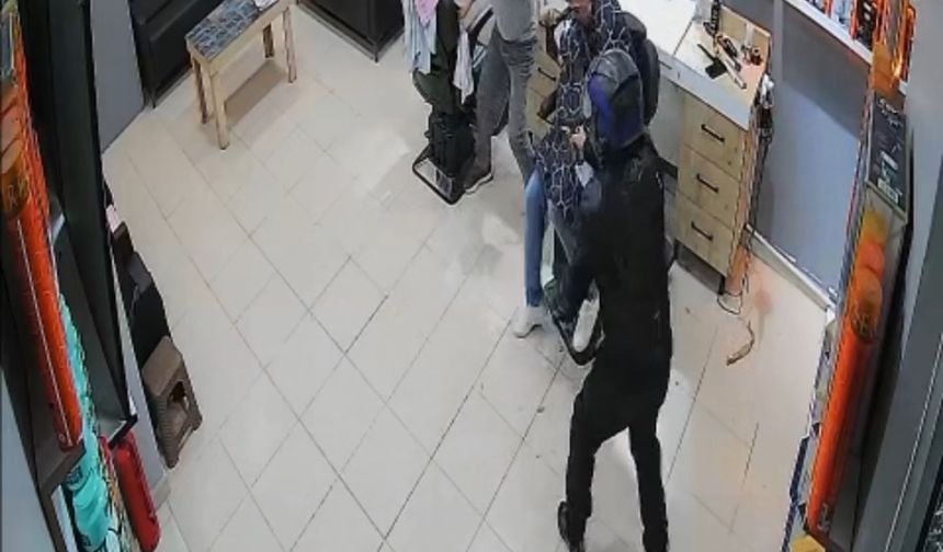 Dükkanında saldırıya uğrayan berber: Azmettiriciler hala dışarda