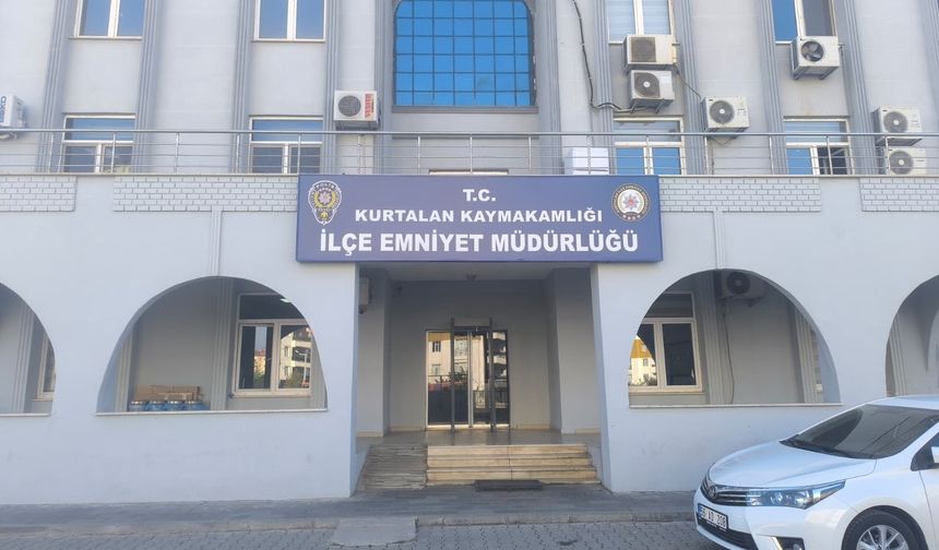 Kaçırılmış gibi davranıp, ailesinden 8 cumhuriyet altını fidye istedi