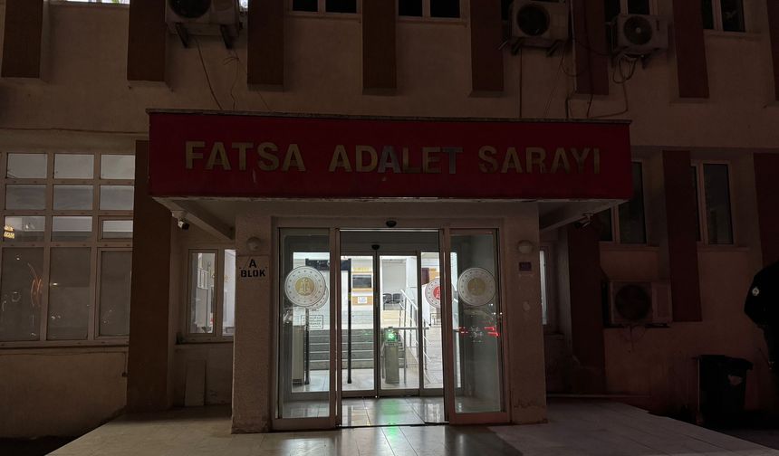 Kuyumcu soyguncusunun kimliği, bant üzerindeki parmak izinden saptandı