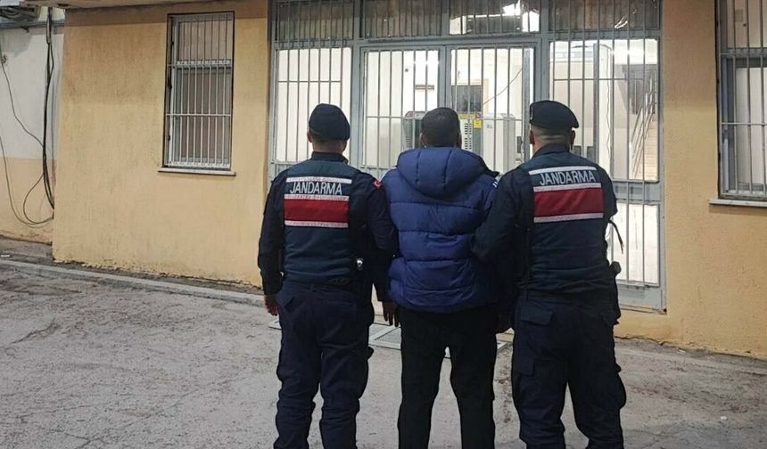 Manisa'da 9 bin 140 adet sentetik ecza hap ele geçirildi