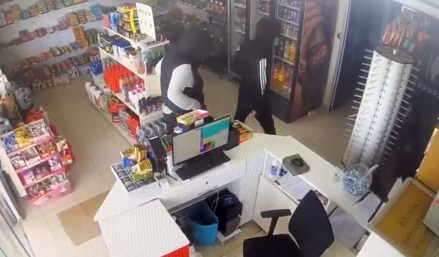 Telefonla aradıkları kadını 2 milyon lira dolandıran şüpheliler, tutuklandı (3)