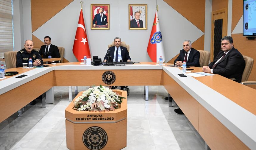 Yerlikaya: 17 ilde düzenlenen uyuşturucu operasyonunda 458 şüpheli gözaltına alındı / Ek fotoğraflar