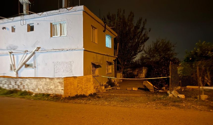 Eşini baltayla öldürüp evin banyosuna gömen şüpheli tutuklandı