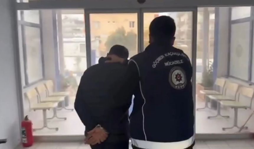 Hatay'da 8 düzensiz kaçak göçmen yakalandı; Organizatör tutuklandı