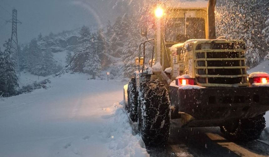 Kahramanmaraş'ta 285 köy yolu ulaşıma kapandı