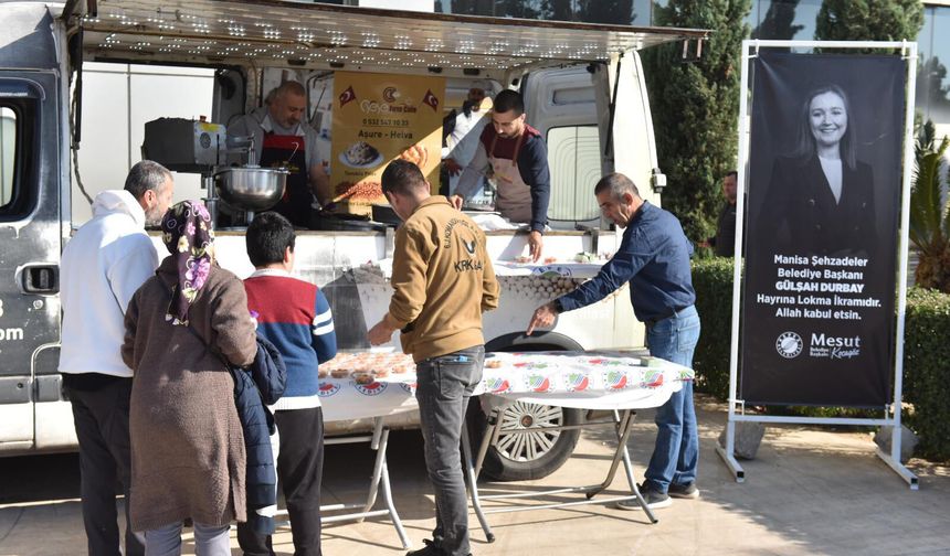 Kepez Belediyesi'nden Şehzadeler Belediye Başkanı Gülşah Durbay'a vefa