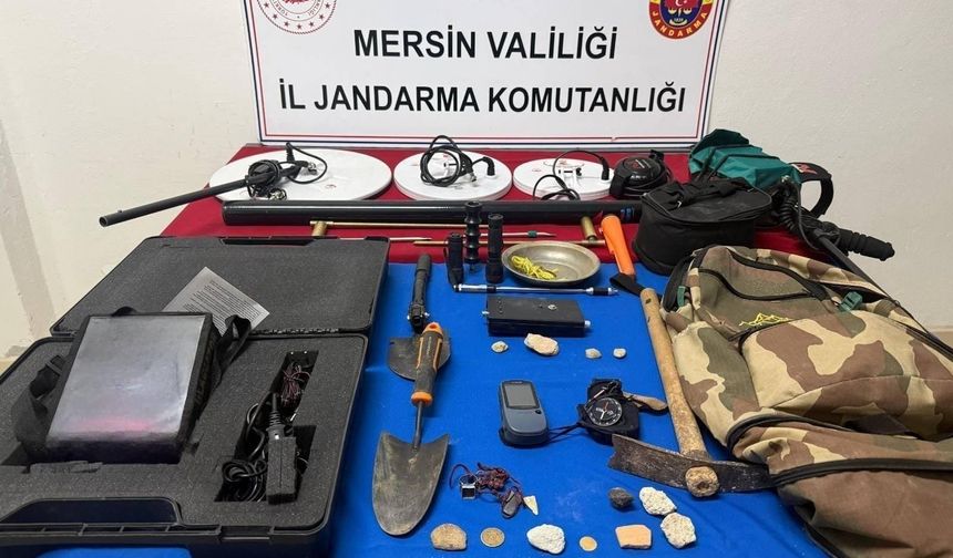 Mersin'de kaçak kazı yapan 3 şüpheli yakalandı