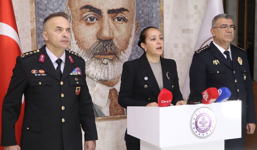 Vali Bilgihan: Uyuşturucu tacirlerine geçit vermemekte kararlıyız