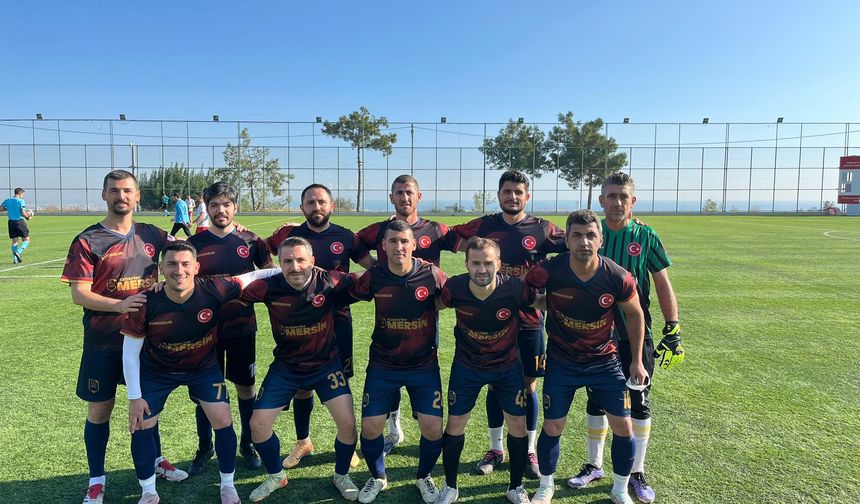 Toroslar Belediyesi Futbol Turnuvasında Çeyrek Final Heyecanı: İl Sağlık Müdürlüğü Yarı Finalde