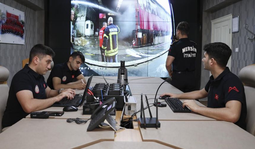 Büyükşehir itfaiyesi 2025'te 11 bin 396 vakaya müdahale etti