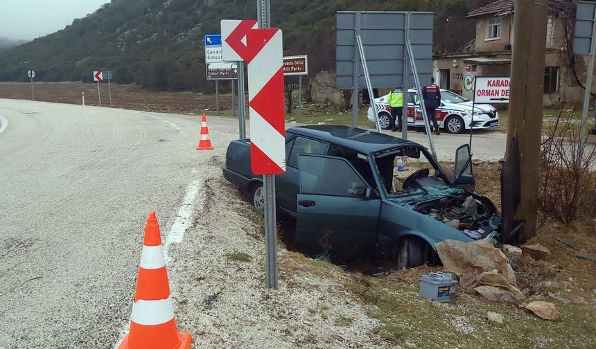 Eğirdir'de kaza: 5 yaralı